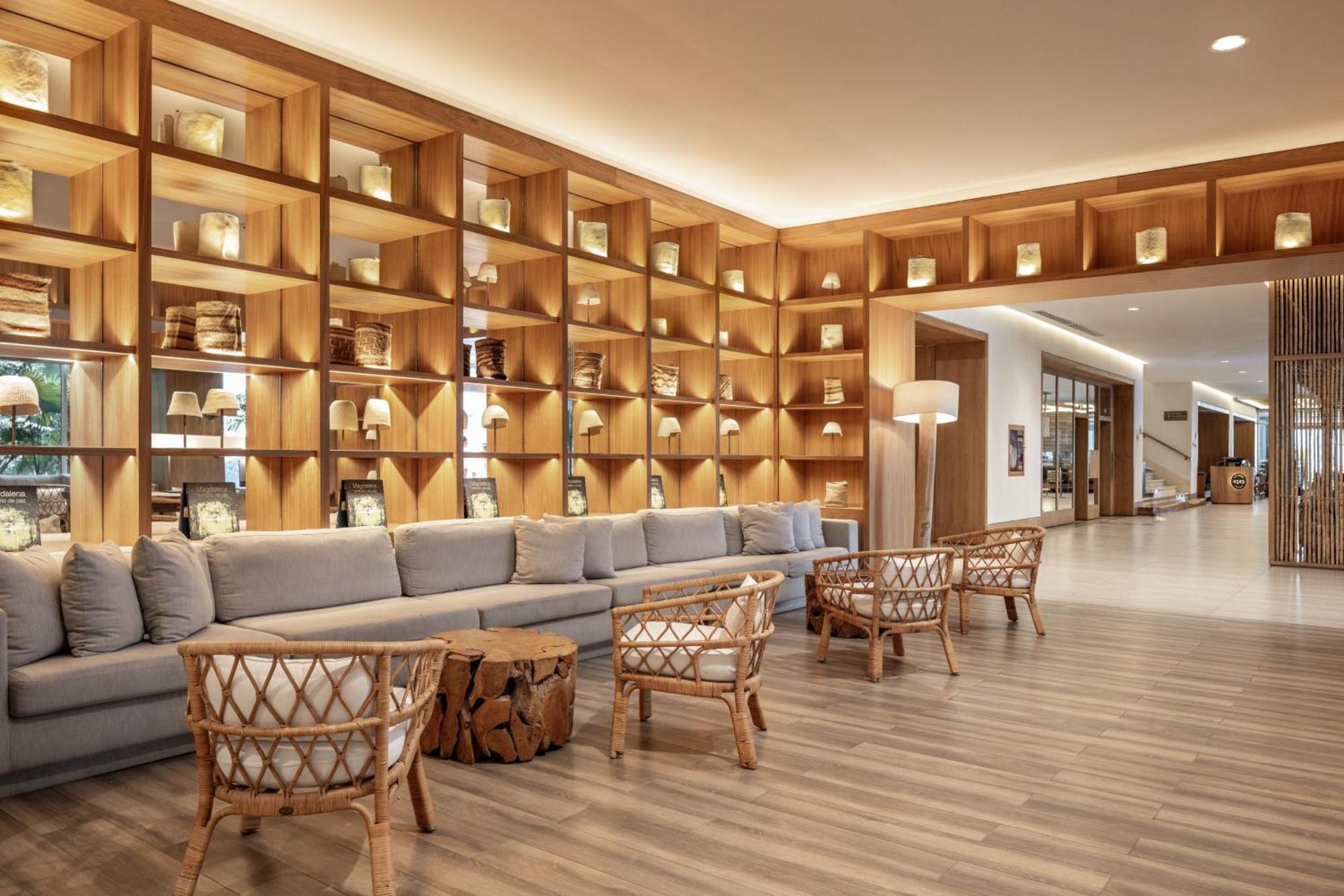 Santa Marta Marriott Resort Playa Dormida Exterior foto The lobby of the hotel