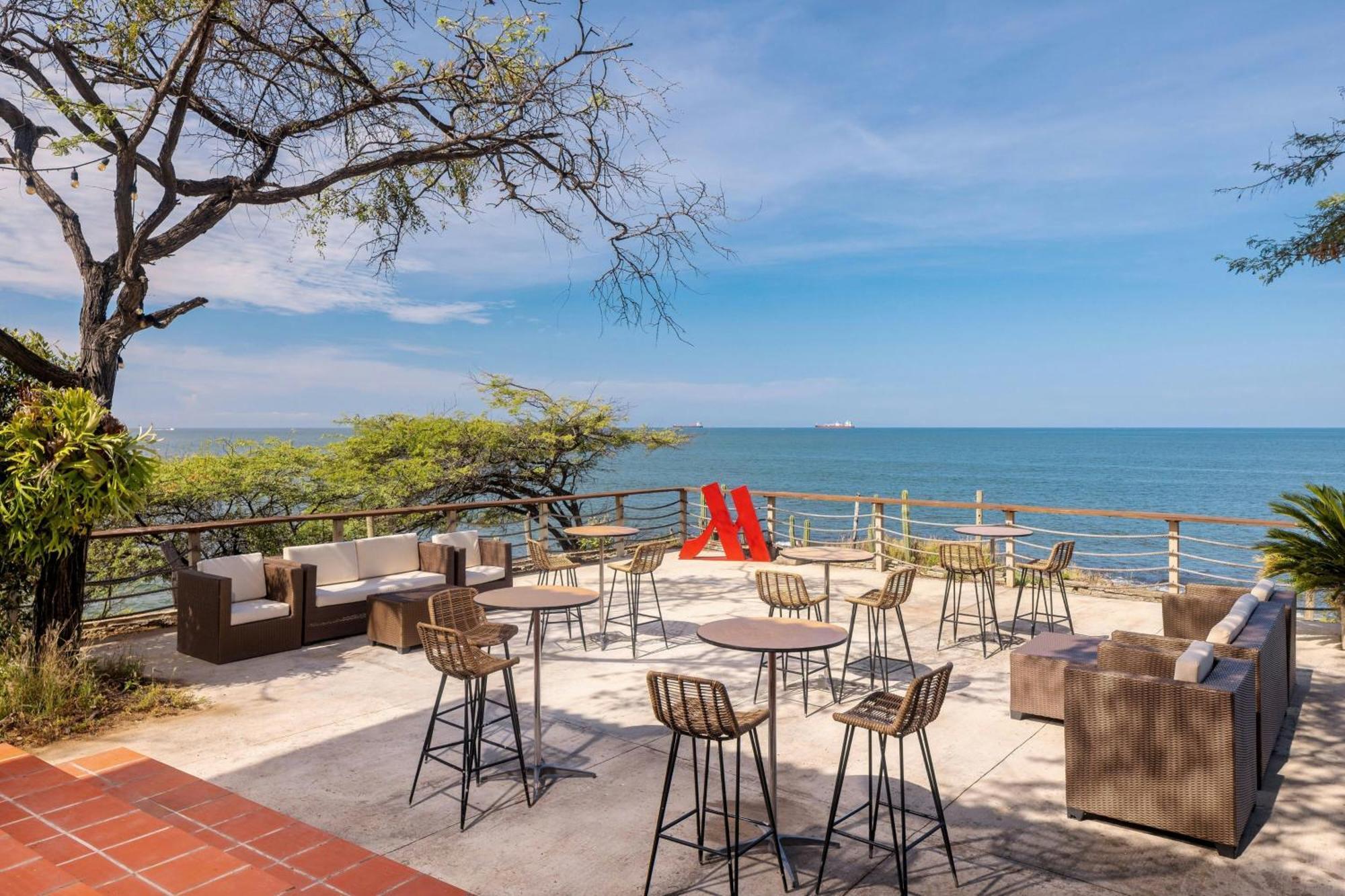 Santa Marta Marriott Resort Playa Dormida Exterior foto The W Lounge at Kilimanjaro International Airport